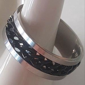 ⛓ Black Spinner Chain Ring